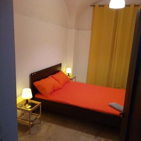Garibaldi Centro Lägenhet Bari Exteriör bild